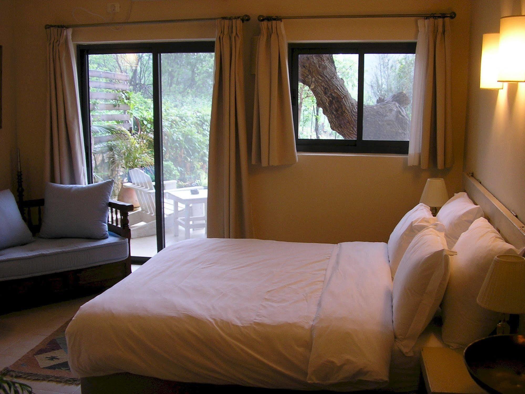 Shulamit Yard Hotel Rosh Pinna Ngoại thất bức ảnh